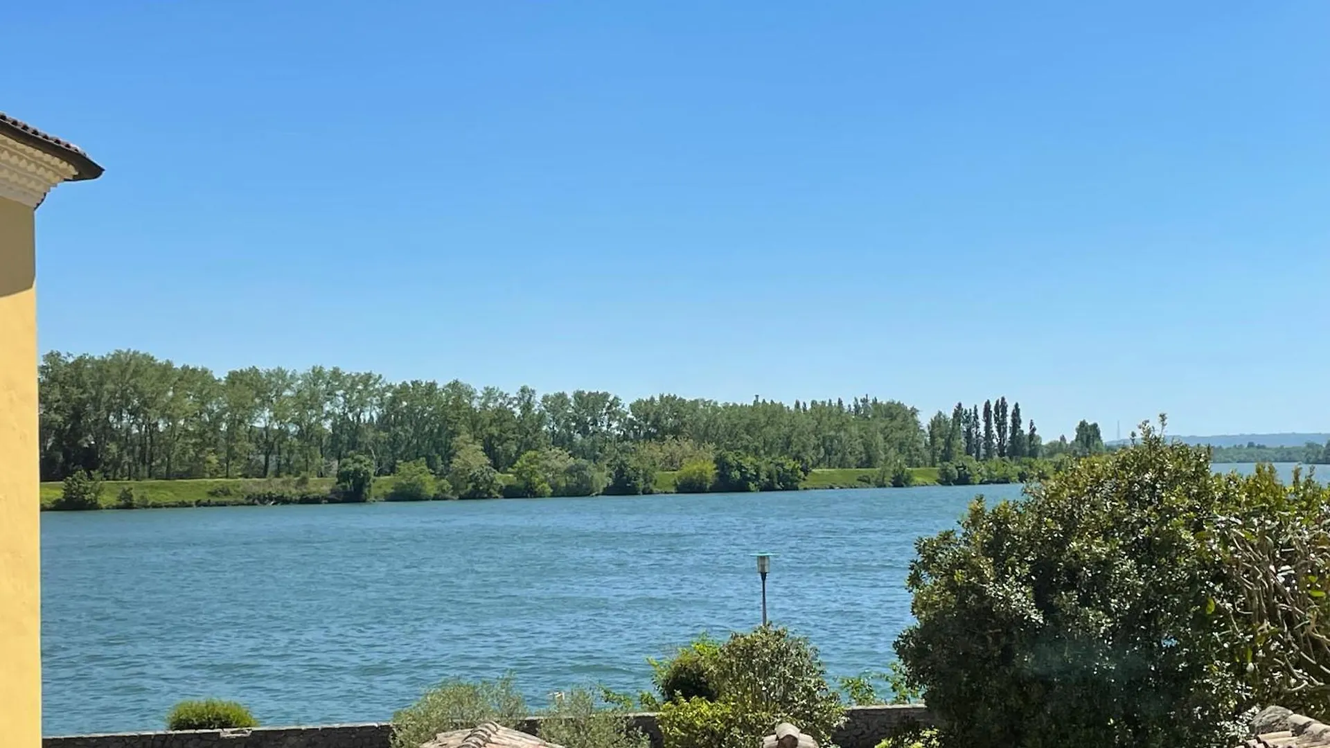 Apartamento Vina Rhona Condrieu Francia